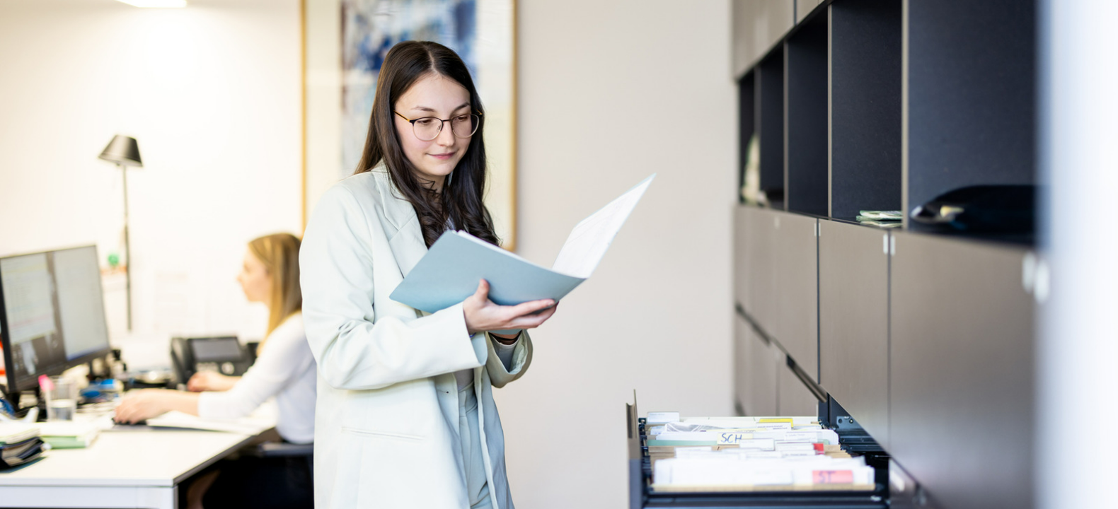 Blog Titelbild Rechtsanwälte Lorenz Strobl für Artikel Reiserecht, Flugannullierung, Fluggastverordnung